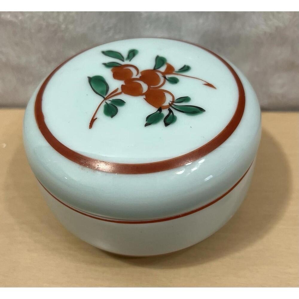 Vintage Chinese Porcelain Lidded Trinket Box – Celadon Red Trim